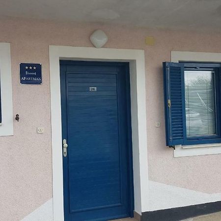 Apartman Koren Malinska Ngoại thất bức ảnh